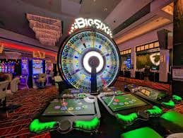 Panel promosi desktop slotcc menampilkan bonus sambutan, cashback mingguan, dan penawaran khusus